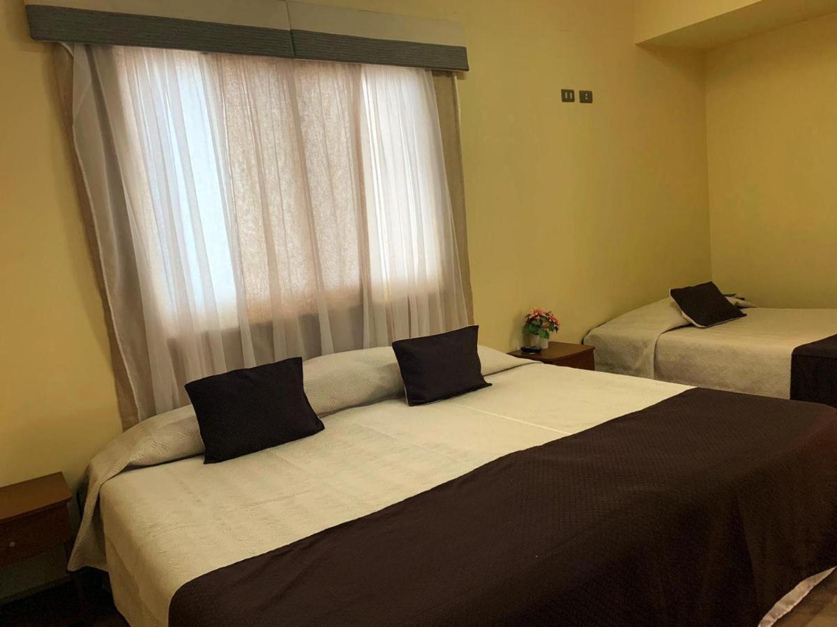 Juku Hostal Calama Bagian luar foto